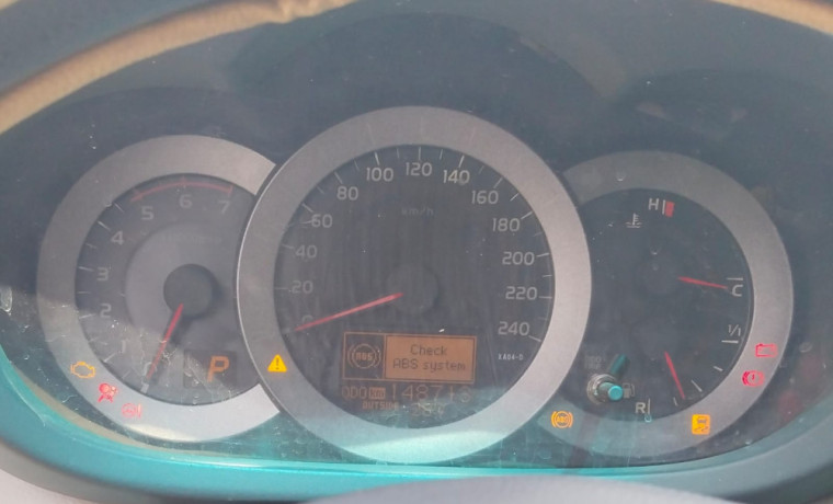 toyota-rav4-2012-14m-frw-big-8