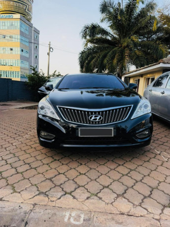 hyundai-granteur-big-3