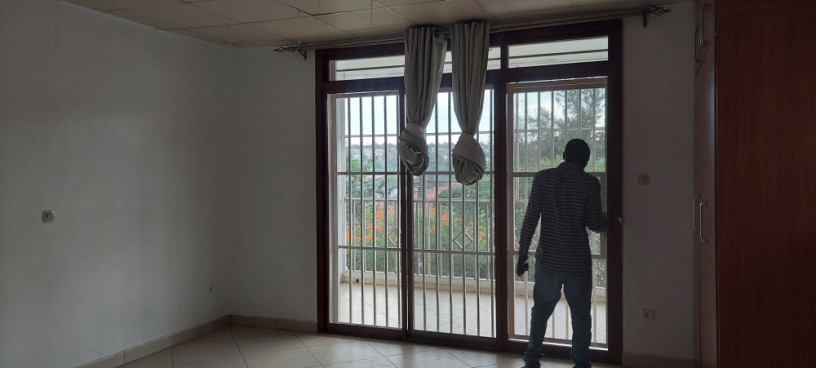 unfurnished-house-available-for-rent-at-nyarutarama-big-7