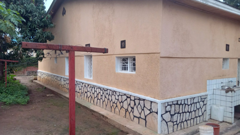kigali-plot-with-an-old-house-for-sale-in-kimihurura-rugando-big-3
