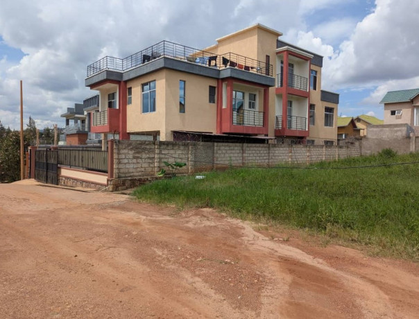 nyarutarama-plot-for-sale-big-2