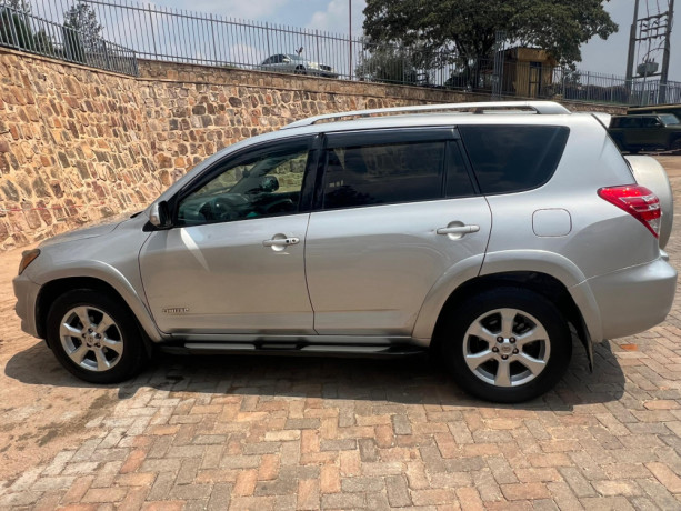 toyota-rav4-big-3