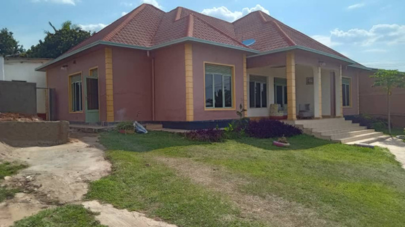 kigali-house-for-sale-in-remera-big-4