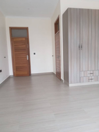 bere-106-ec-kibagabaga-very-nice-and-unfurnished-house-for-rent-at-the-lowest-price-in-kigali-rwanda-big-3