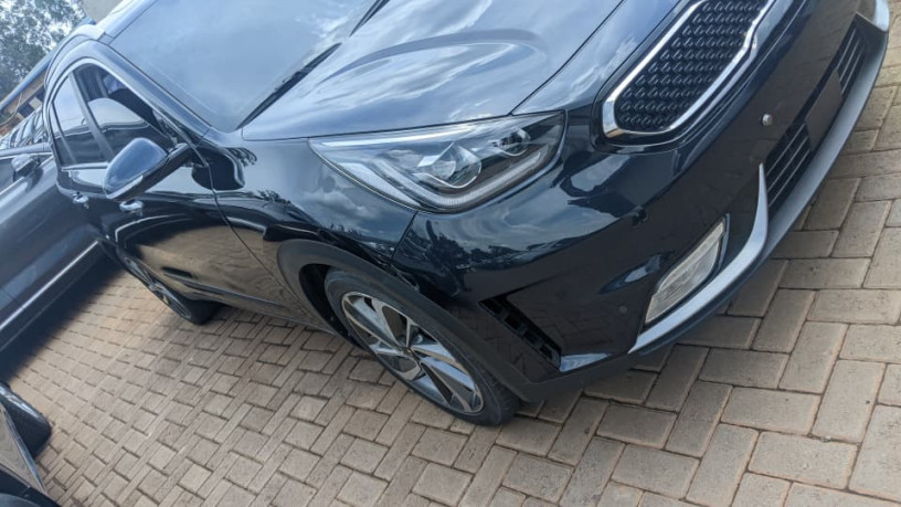 bs-18-kia-niro-2018-for-sale-big-1