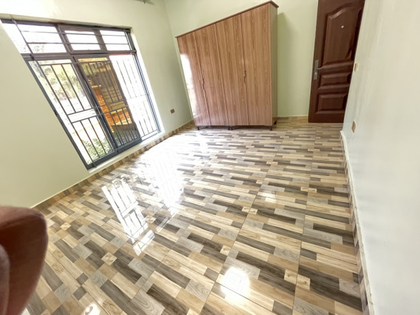 kibagabaga-unfurnished-modern-house-for-rent-in-kigali-big-2