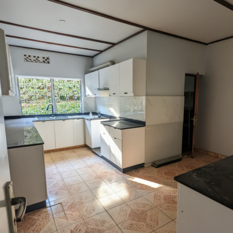 kimihurura-nice-house-for-rent-in-kigali-big-3