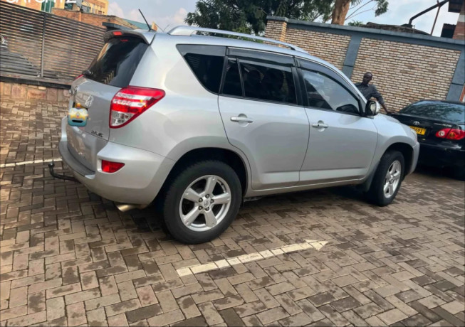 rav4-europe-2010-automatic-for-sale-big-2