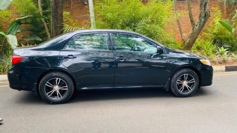 toyota-corolla-big-0