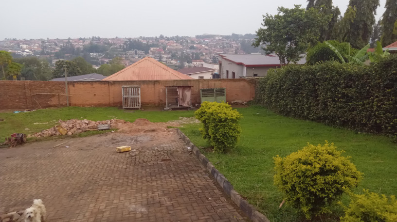 land-with-an-old-house-for-sale-big-6