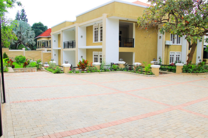 gacuriro-very-nice-new-and-modern-apartment-for-rent-in-kigali-rwanda-big-2