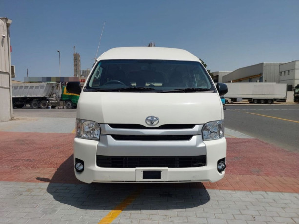 toyota-hiace-toyota-hiace-commuter-van-rhd-2018-model-30-l-diesel-automatic-big-4