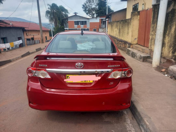toyota-corolla-big-2