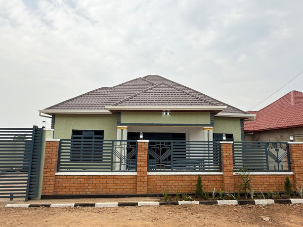 kigali-house-of-4bedroom-for-sale-in-gahanga-big-3