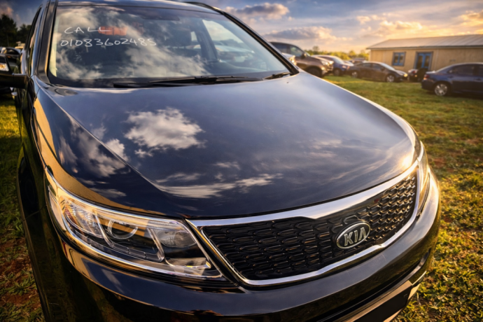 kia-sorento-2013-in-customs-big-0