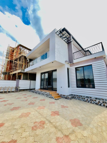 kicukiro-kagarama-house-for-sale-300m-big-0