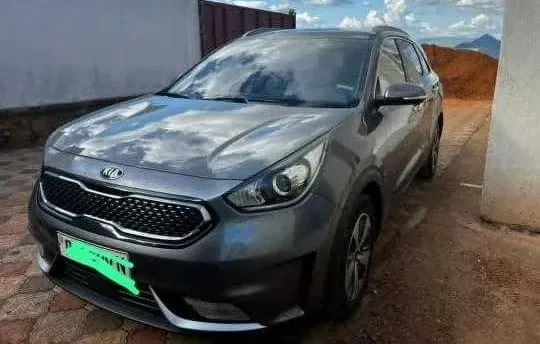 kia-niro-for-sell-big-0