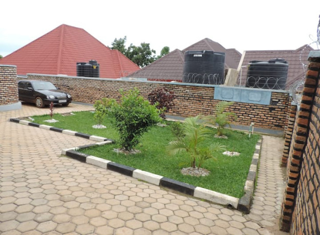kanombe-house-for-sale-big-1