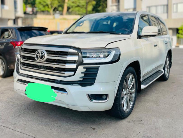 toyota-prado-v8-big-2