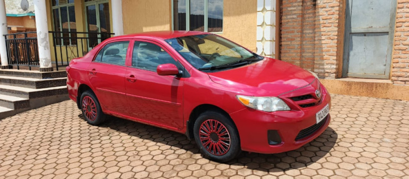 toyota-corolla-big-0