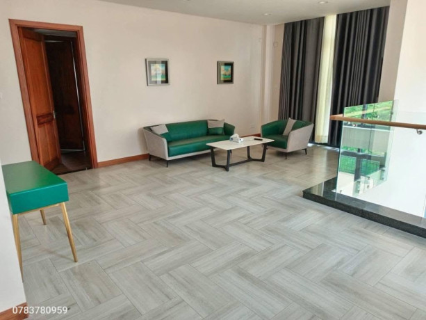 beautiful-villa-for-rent-in-nyarutarama-near-kigali-golf-course-big-0