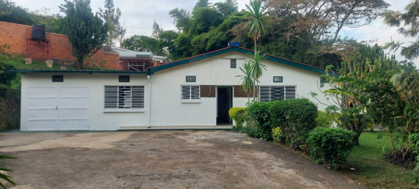 semi-furnished-bungalow-available-for-rent-at-kiyovu-big-0