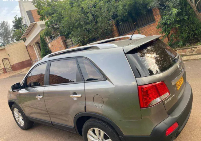 kia-sorento-year-2010-full-documents-full-option-for-sale-big-4