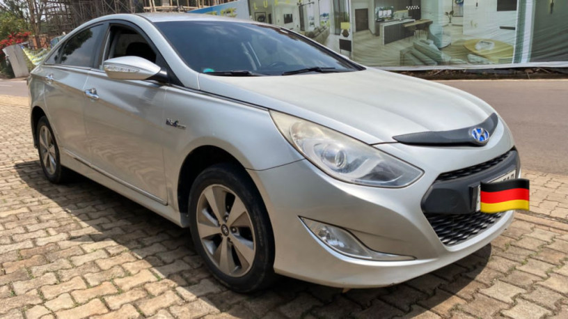 hyundai-sonata-big-2