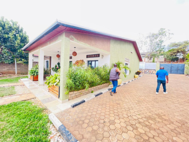 this-is-beautifully-unfurnished-house-for-rent-in-kibagabaga-on-tarmac-road-big-2