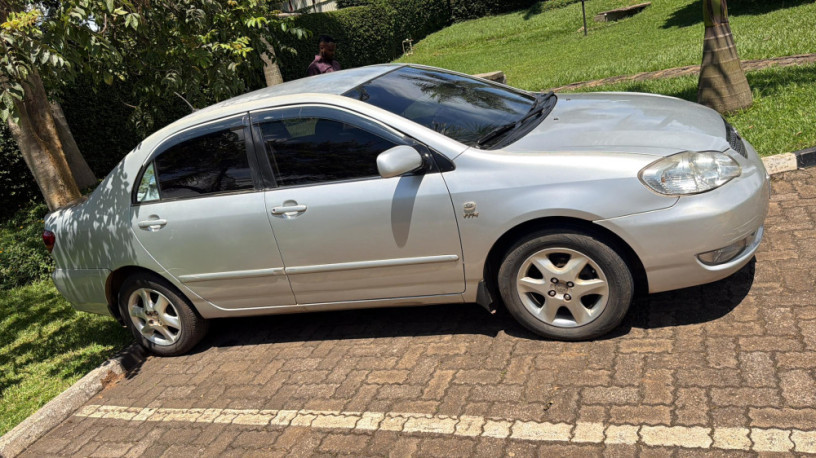 toyota-altis-big-1