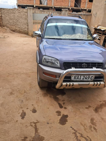toyota-rav4-big-0