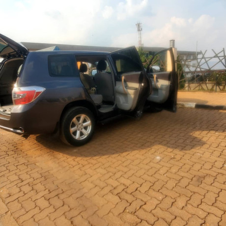 toyota-highlander-big-3