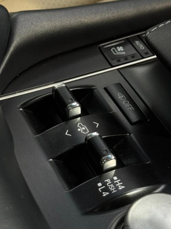 2017-2021-lexus-lx570-v8-big-5