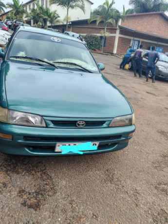 toyota-corolla-big-0