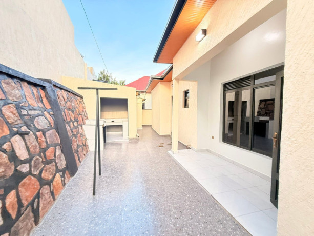 kigali-rwanda-house-for-sale-in-kagarama-muyange-big-2
