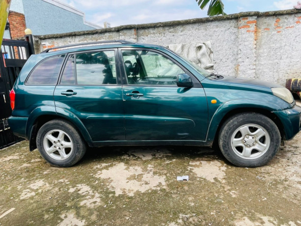 rav4-2002-big-3