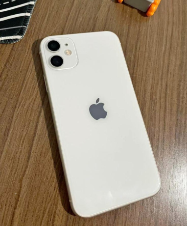 iphone-11-big-0