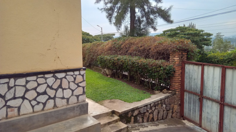 plot-for-sale-in-remera-big-8