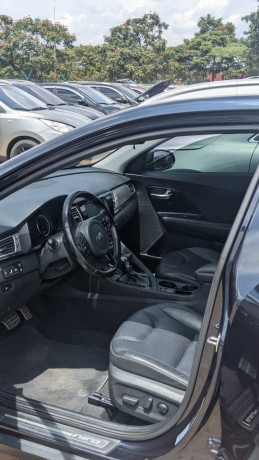 bs-18-kia-niro-2018-for-sale-big-4