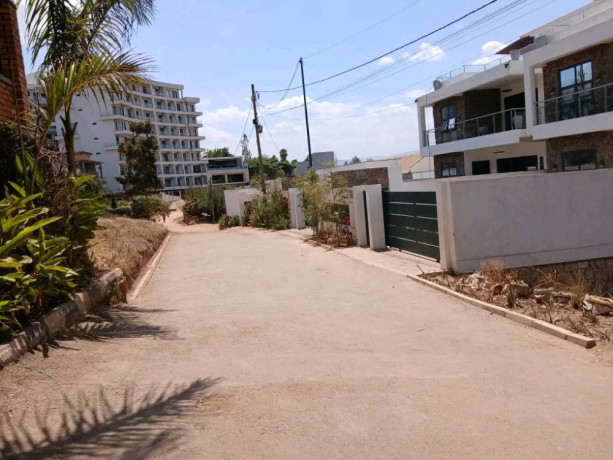 gacuriro-residential-plot-for-sale-320million-big-2