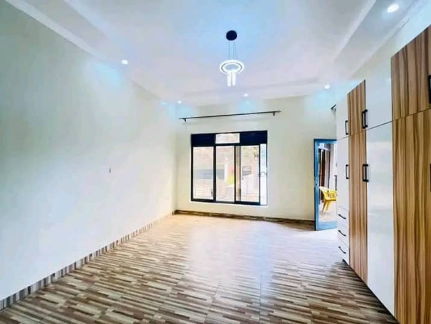 kibagabaga-near-hospital-unfurnished-new-house-for-rent-big-9