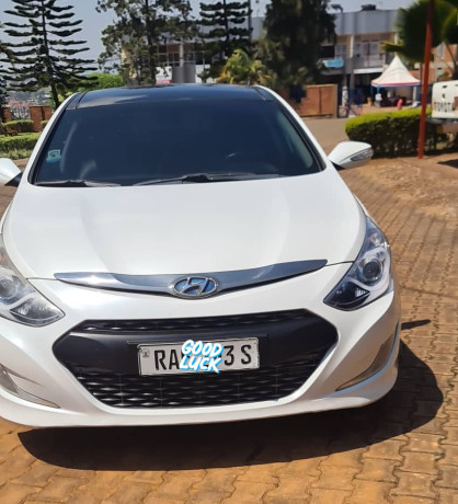 hyundai-sonata-big-2