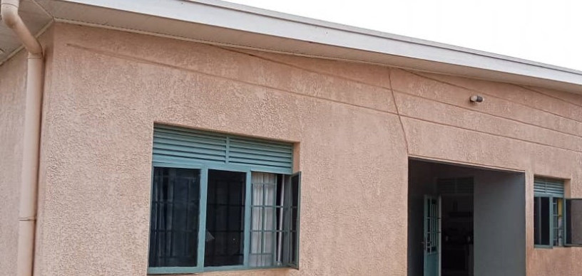 kanombe-busanza-very-nice-and-cheapest-house-for-sale-with-big-plot-in-kigali-big-4
