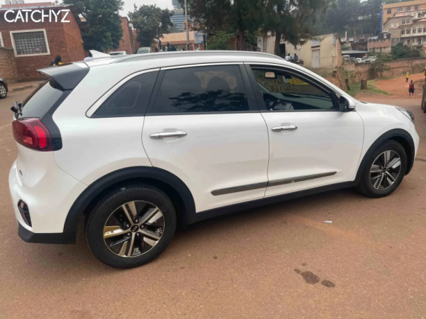 kia-niro-2020-big-3