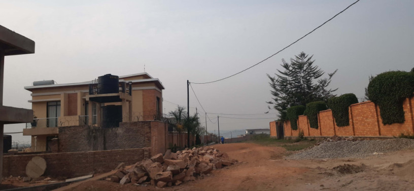 kigali-plot-for-sale-in-gacuriro-big-1
