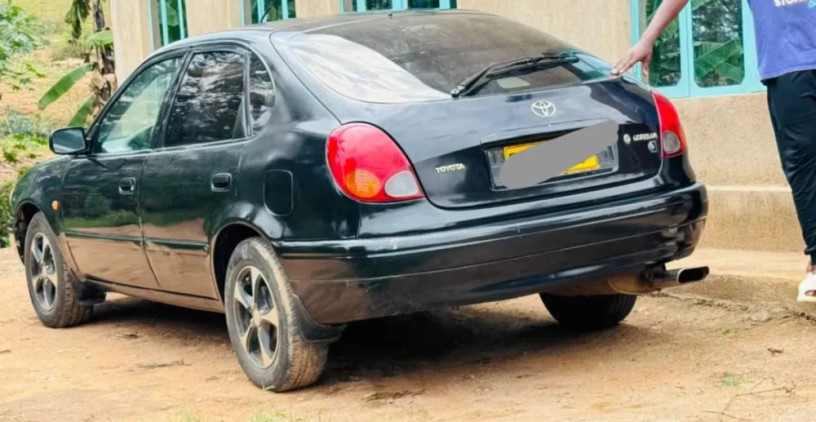 toyota-corolla-big-3