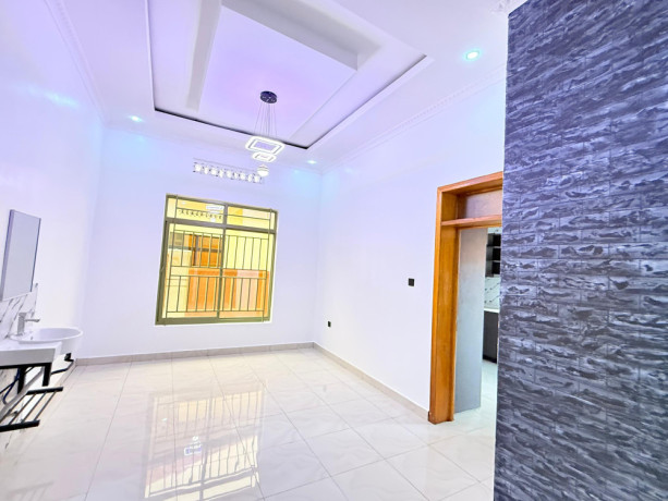 house-for-sale-in-kanombe-kigali-big-4