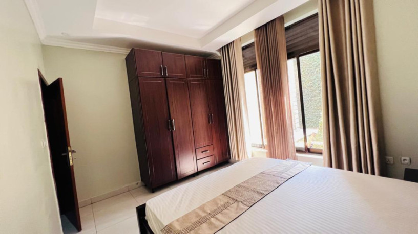 nyarutarama-2bedrooms700usd-furnished-apartment-very-good-location-private-garden-big-5