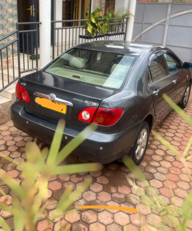 toyota-altis-big-1
