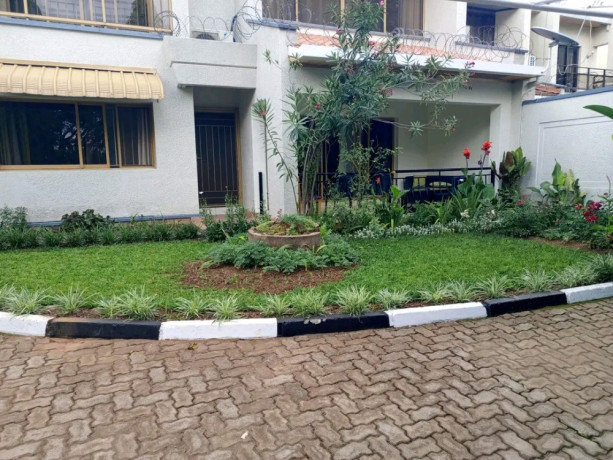 house-available-for-rent-at-kiyovu-big-2